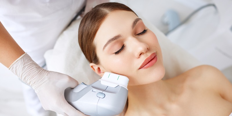 book a personalised consultation of Fat Freezing and  HIFU Together Aldershot
